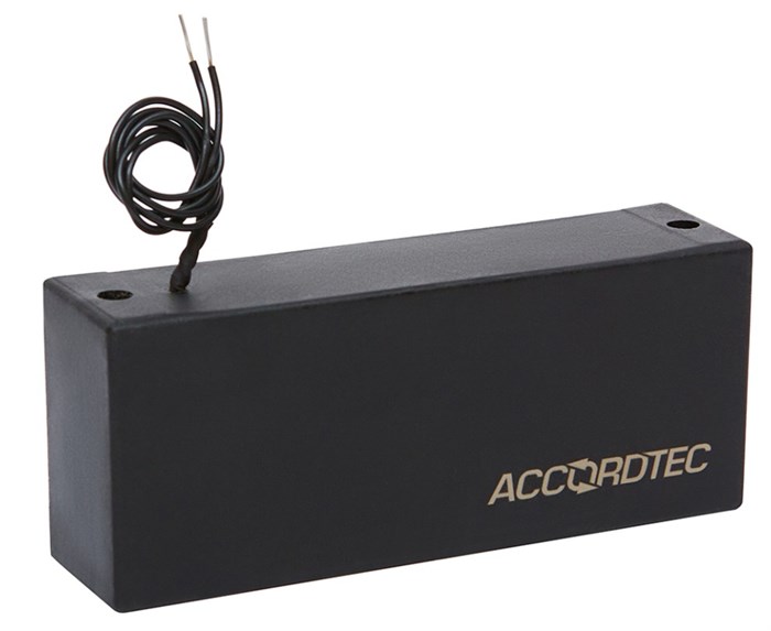 Замок  AccordTec ML-300П с планкой, цвет черный 132503