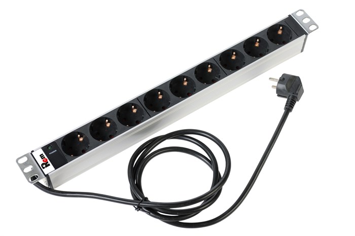 Блок розеток 19", 9 розеток ЦМО R-16-9S-I-440-3 137087