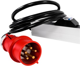 {{photo.Alt || photo.Description || 'Блок розеток  ЦМО R-3x32-12S-18C13-3C19-A-I-1820-3-3PN'}}