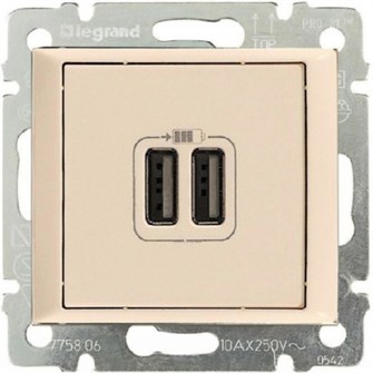 Розетка  Legrand 694372 157109